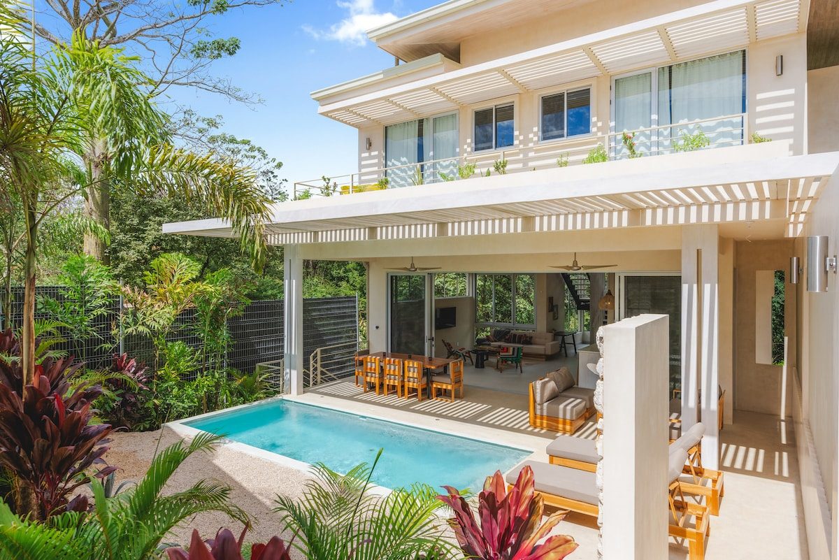 Photograph of Casas Marea, a contemporary high-end home in Playa Pelada, Nosara