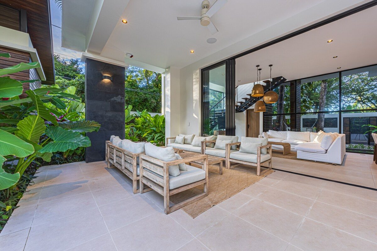 Photograph of Casa Teca, a contemporary tropical high-end home in Playa Pelada, Nosara