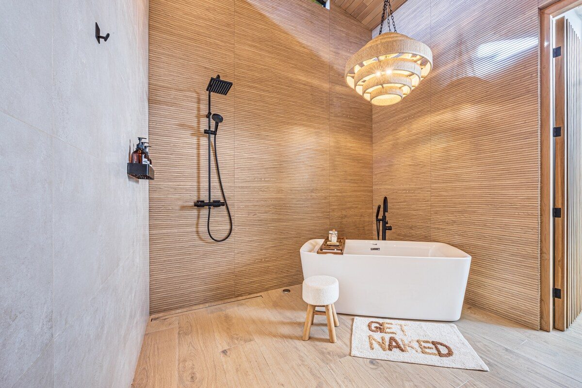 Photograph of Casa Teca, a contemporary tropical high-end home in Playa Pelada, Nosara
