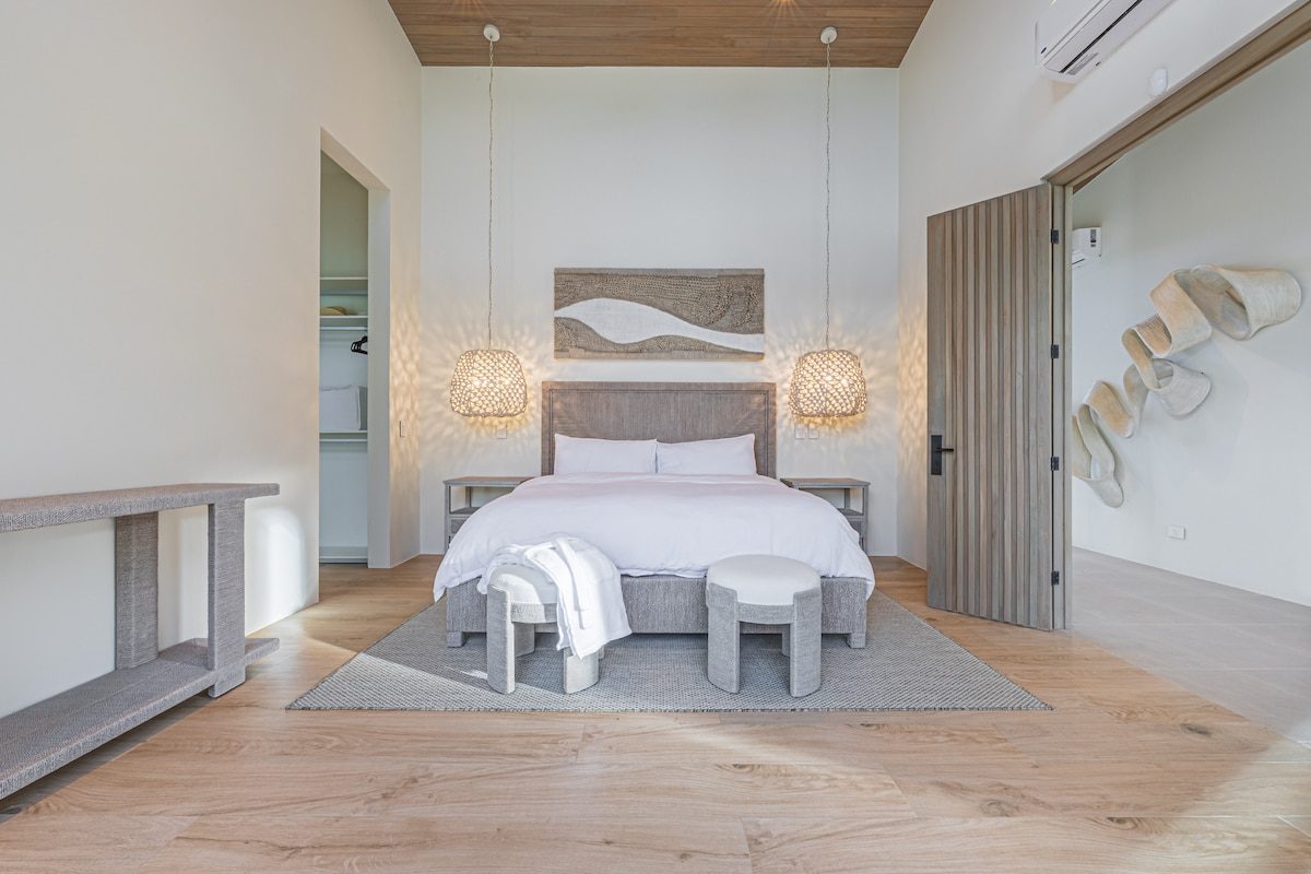 Photograph of Casa Teca, a contemporary tropical high-end home in Playa Pelada, Nosara
