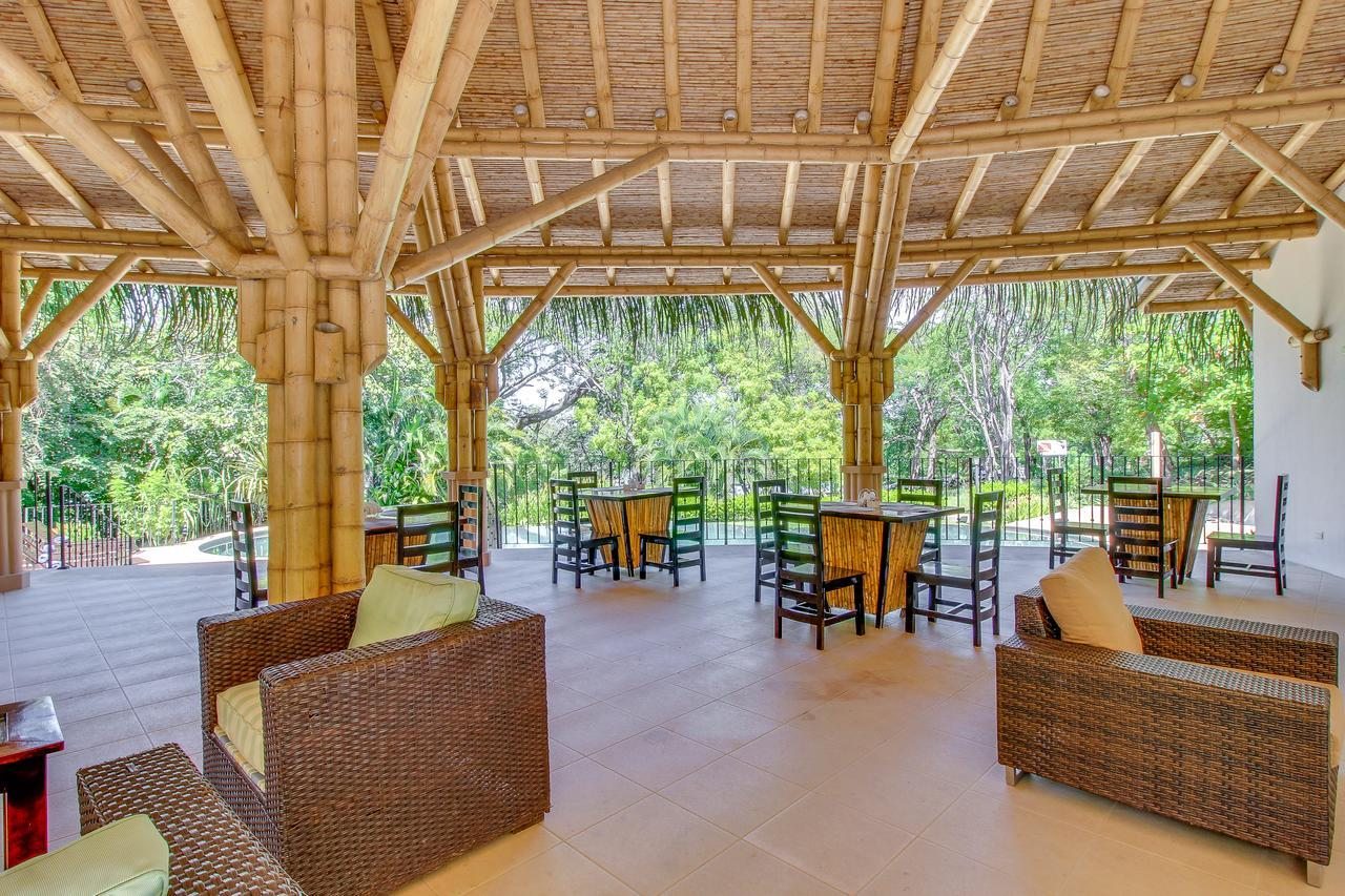 CocoBay Ocotal Beach Club — Beach Club in Playas del Coco, Guanacaste