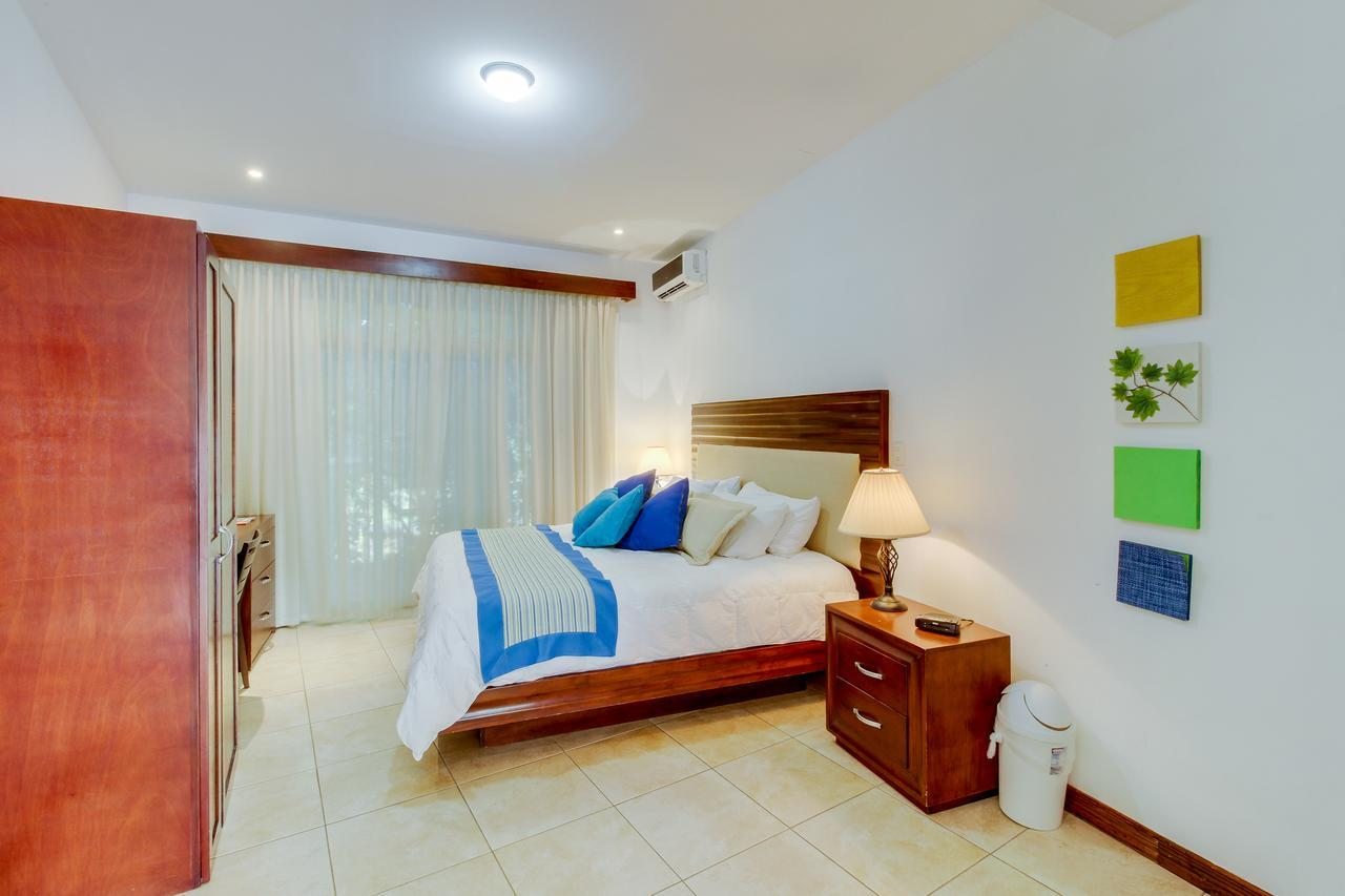 CocoBay Ocotal Beach Club — Beach Club in Playas del Coco, Guanacaste
