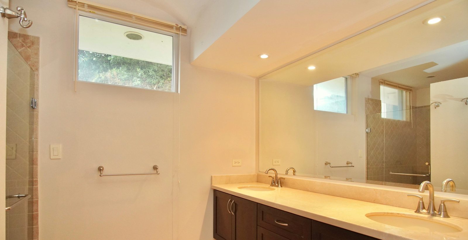 CocoBay Estates & Segovia Heights — Resort Community in Playas del Coco, Guanacaste