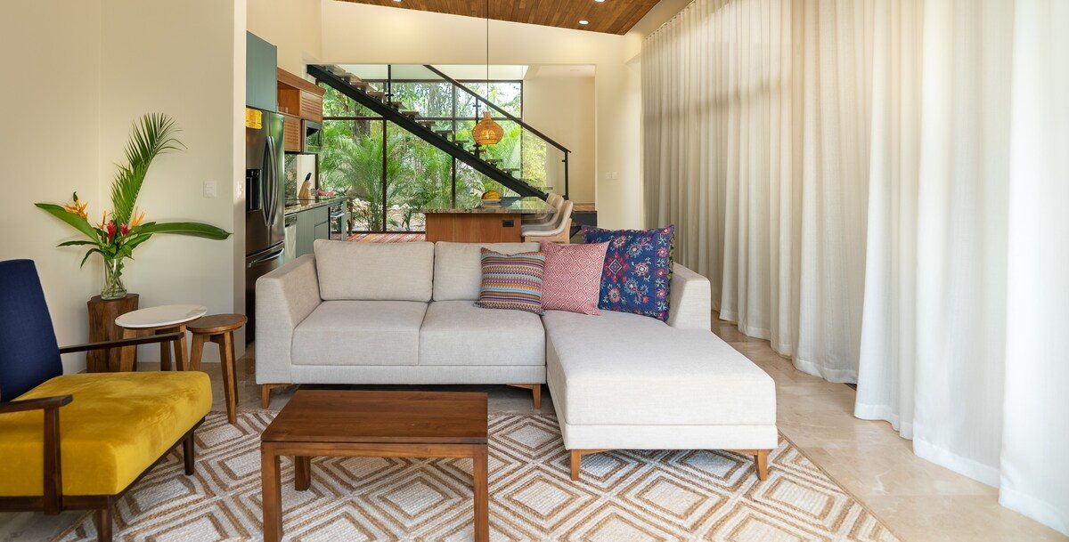Photograph of Miski Wasi, a contemporary tropical / na high-end home in Nosara