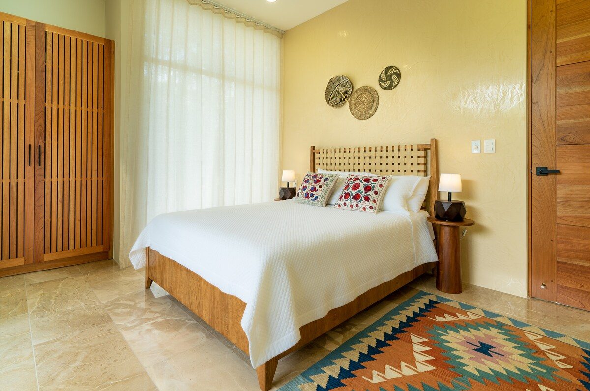Photograph of Miski Wasi, a contemporary tropical / na high-end home in Nosara
