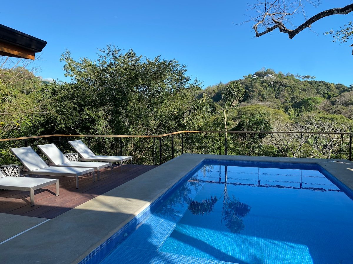 Photograph of Oasis Marroquí, a contemporary high-end home in Nosara